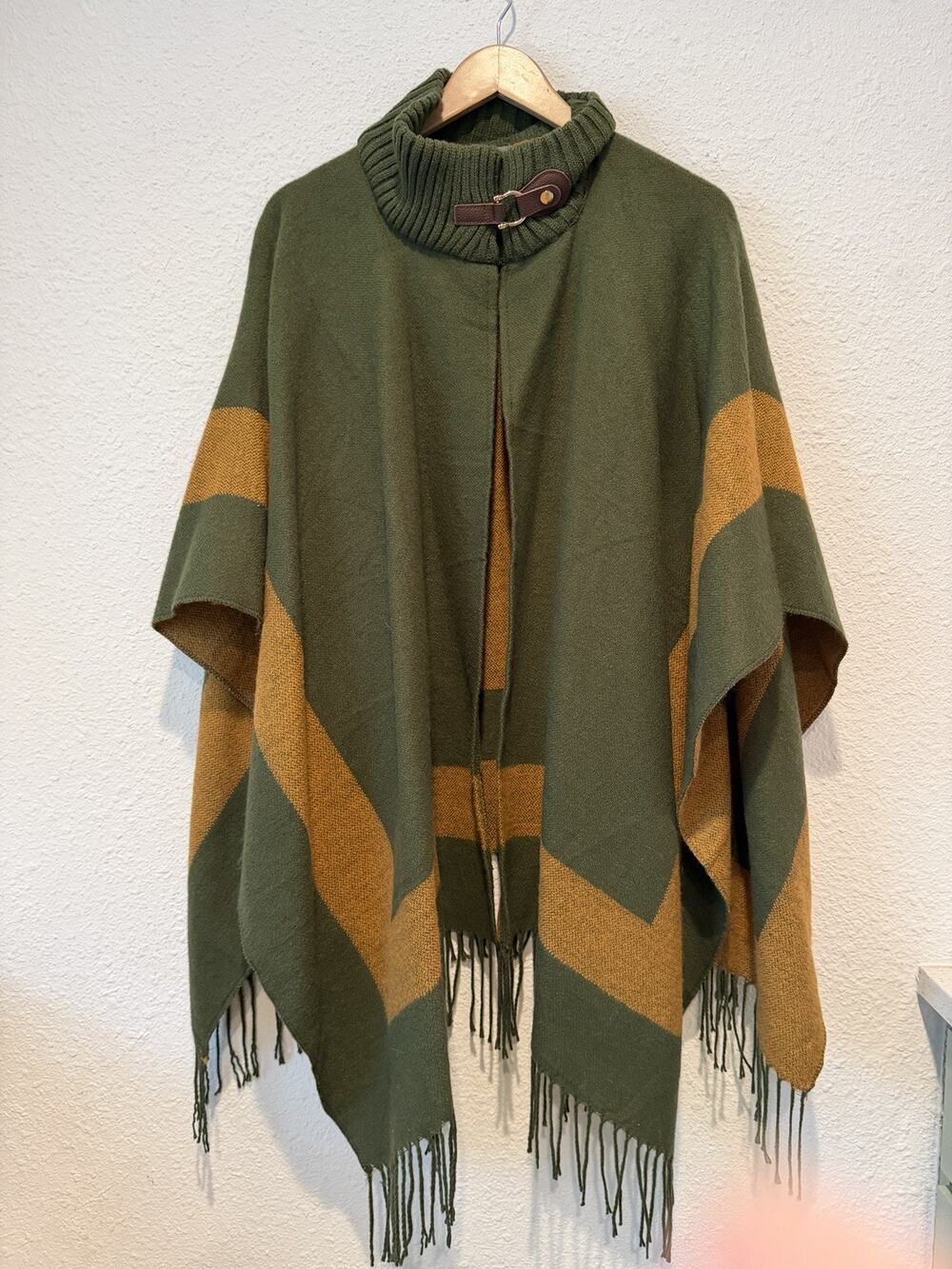 Anthropologie One Size Green & Gold Quiet Luxury Fringed Funnel Neck Wrap Cape